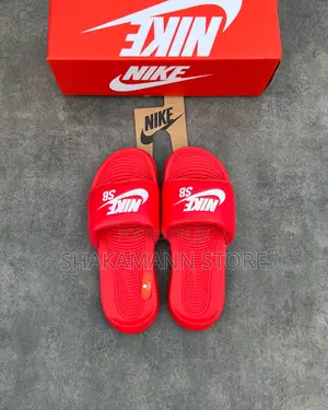 Nike Benassi Slides Triple Red