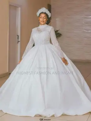 Ethereal Flowing Ball Gown - Style 093