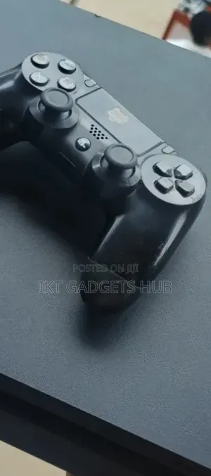 Ps4 Slim Hacked /Jail Broken With 6 Games Installed