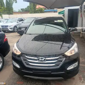 Hyundai Santa Fe Limited 4dr SUV AWD (3.3L 6cyl 6A) 2014 Black
