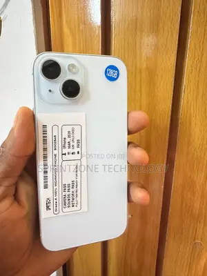 Apple iPhone 15 128 GB White