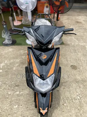 New TVS Max 125 2025 Orange