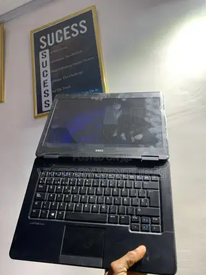 Laptop Dell Latitude 5440 4GB Intel Core i3 SSD 128GB