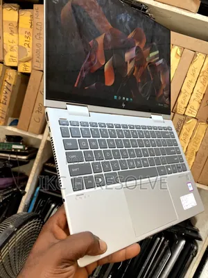 Laptop HP Envy 14 16GB Intel Core Ultra 7 SSD 512GB