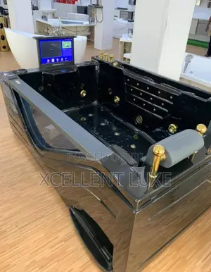 Double Jacuzzi Massage Bathtub With Tv