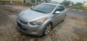Hyundai Elantra 2012 Silver