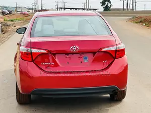 Toyota Corolla LE Premium 4dr Sedan (1.8L 4cyl CVT) 2016 Red