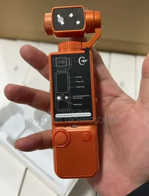 Q-8 Ultra Hd Pocket Vlogging Camera With Ai Face/Object Tracking