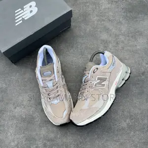 Original New Balance 2002r Protection Pack