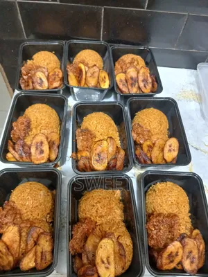 Party Jollof Rice (Lunch O'clock)