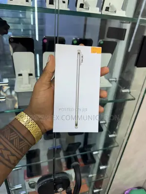 New Apple iPhone Air 256 GB Gold
