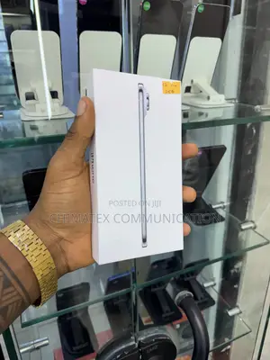 New Apple iPhone Air 256 GB Blue