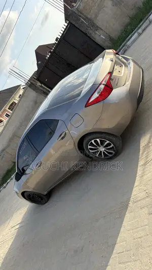 Toyota Corolla L 4dr Sedan (1.8L 4cyl 4A) 2014 Gray