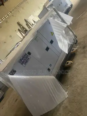 Perkins Soundproof 100kva Diesel Generator 100% Original Loan Noise