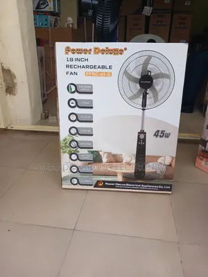 Power Deluxe 18" Fan With Led Light
