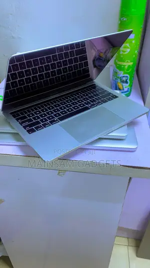 Laptop Apple MacBook Pro 2019 16GB Intel Core i7 SSD 1T