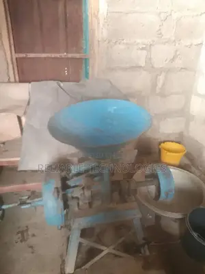 Commercial Grinding Machine