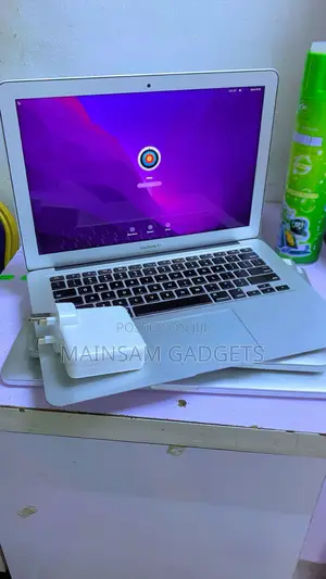 Laptop Apple MacBook Air 2017 8GB Intel Core i5 SSD 256GB