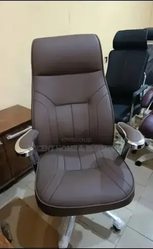 Luxury Ergonomic Executive Office Chair - Premium Brown Leather