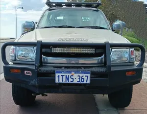 Toyota Hilux 2002 Gray