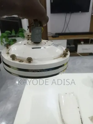 Ceiling Fan With Short Blade