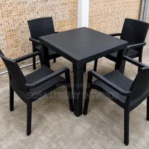 Modern Black Rattan 4-Seater Dining Set