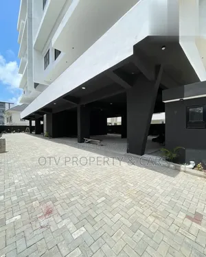 3bdrm Maisonette in Lekki Phase 1 for sale
