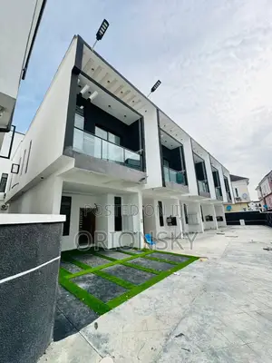 3bdrm Duplex in Chevron for sale