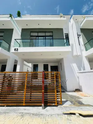 4bdrm Duplex in Ikota for sale