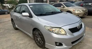 Toyota Corolla 2009 Silver