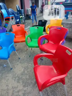 Plastic Chair With Armrest