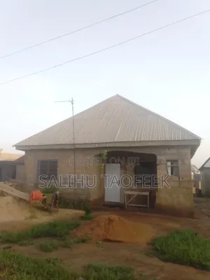 2bdrm Room & Parlour in Inside Peace Village, Lugbe District for sale