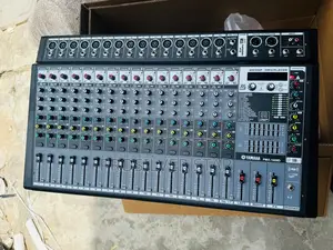 Yamaha 16-Channel Powered Mixer Pmx1608d
