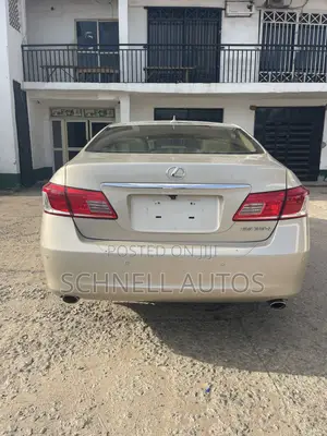 Lexus ES 350 2012 Gold