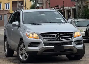 Mercedes-Benz M Class ML350 4MATIC 4dr SUV AWD (3.5L 6cyl 7A) 2014