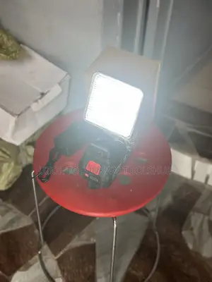 Cordless Rechargeable Led Work Light With Battery Charger