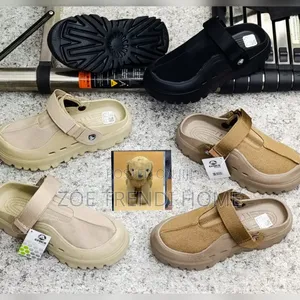 Crocs Men’S Slippers – Luxury Comfort Style
