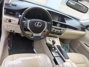 Lexus ES 2013 Black