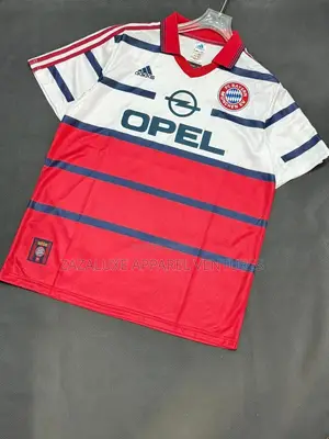 Luxury Bayern Munich Retro Jersey Ii