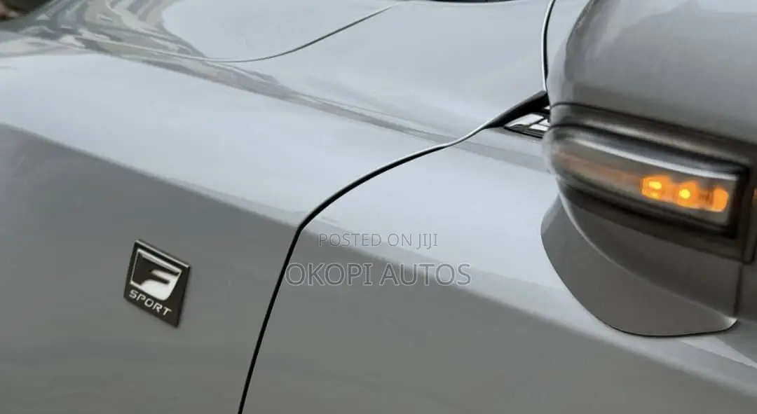 Lexus IS 2012 Silver
