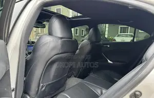 Lexus IS 2012 Silver