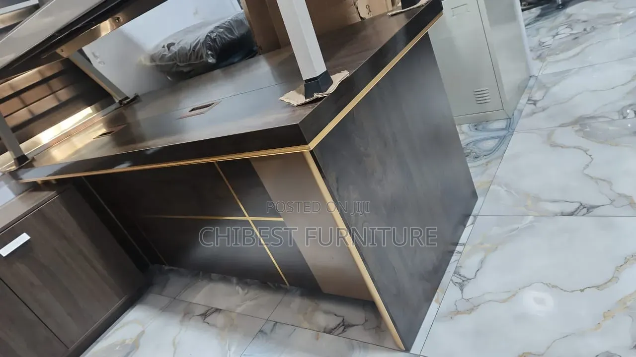 Brand New Imported 1.8meter Office Table.