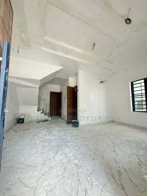 4bdrm Duplex in Ologolo for rent