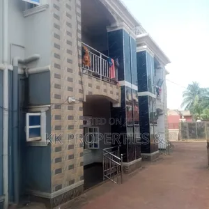 2bdrm Block of Flats in Oshimili South for sale