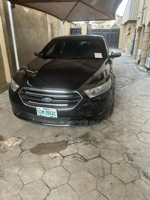 Ford Taurus Limited 4dr Sedan AWD (3.5L 6cyl 6A) 2014 Black
