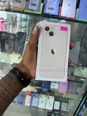 New Apple iPhone 13 256 GB White