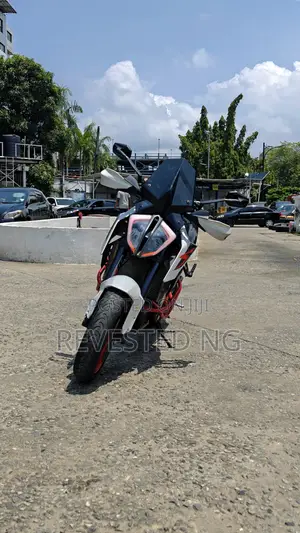 KTM 2017 Orange