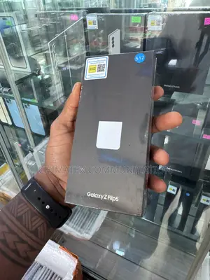 New Samsung Galaxy Z Flip5 512 GB White