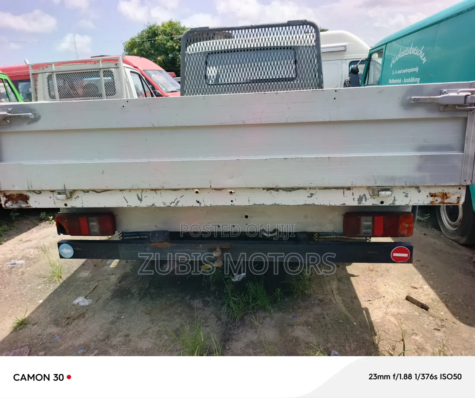Volkswagen LT 2000 White
