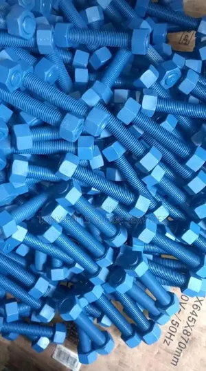 11⁄8x200mm Stud Bolt's Teflon Coated